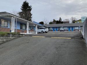 New West Motel