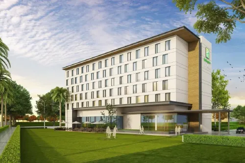 Holiday Inn Express Kolkata Airport Hotels in Kolkata