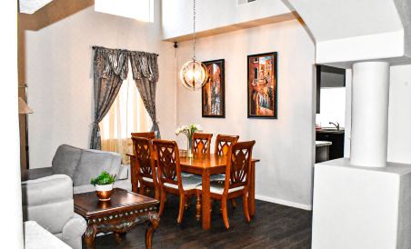 Advantage Court - Housity