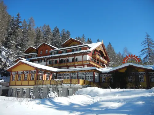 Parkhotel Sole Paradiso Hotels in Sesto