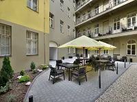 EA Hotel New Town
