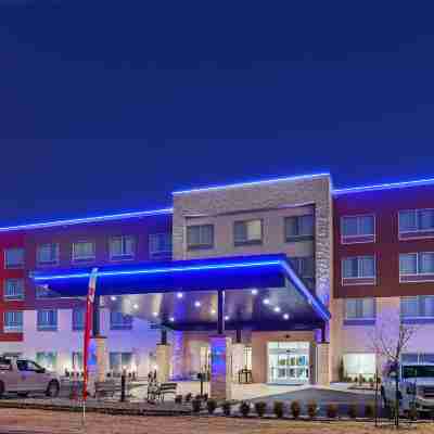 Holiday Inn Express & Suites Tulsa Northeast - Owasso Hotel Exterior