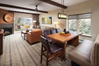 Sheraton Lakeside Terrace Villas at Mountain Vista, Avon, Vail Valley Các khách sạn ở Avon