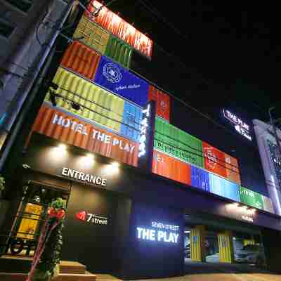 7번가 THE PLAY Hotel Exterior