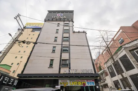 Nine Hotel