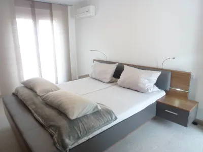Brake Hotels near Lidl