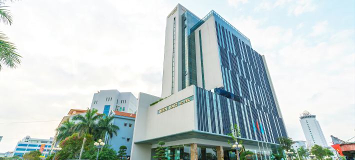 Bien Bac Hotel Hotele w: Móng Cái