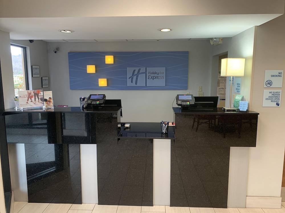 Holiday Inn Express Hotel & Suites Knoxville-North-I-75 Exit 112, an Ihg Hotel