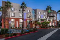 Holiday Inn Express & Suites Fremont - Milpitas Central Các khách sạn ở Fremont