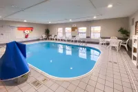 Quality Inn Michigan City South - Pools
