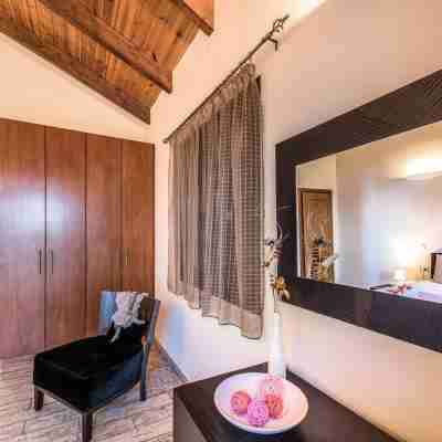 Astarte Villas - Kyveli Luxurious Private Villa Rooms