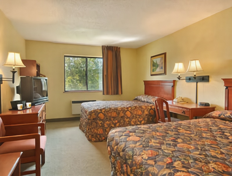 Super 8 by Wyndham Ithaca