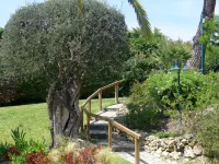 L'Ange Gardien Hotels near Soneva