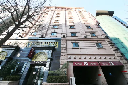 Kobos Hotel