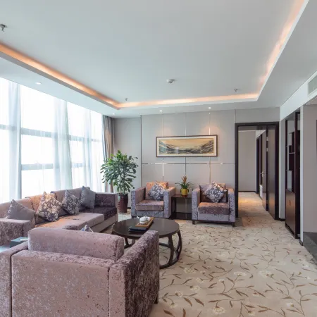 Scholars Hotel (Zhenjiang City Government Sports Exhibition Center)