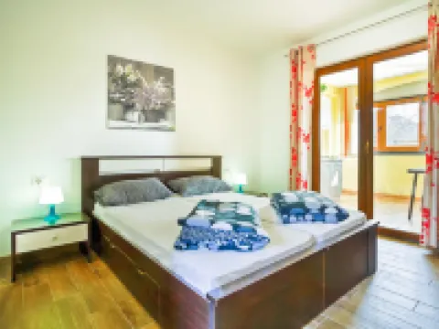 Ulika Hotels in Tar