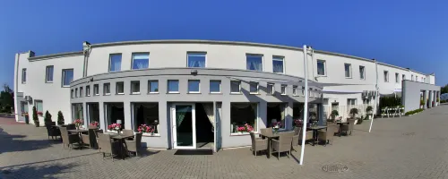 Biały Dom Henlex Hotel Restauracja Hotels in Swarzedz