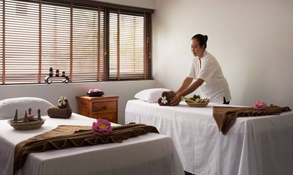 Hillocks Hotel & Spa