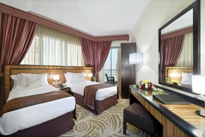 Al Majaz Premiere Hotel Apartments