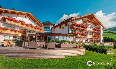 Hotel Lärchenhof Các khách sạn gần Parrocchia Maranza