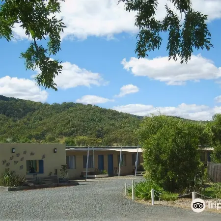 Valley View Motel