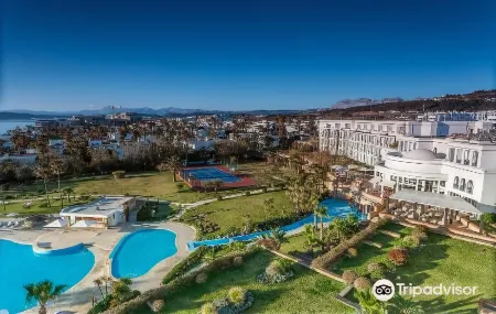 Marina Smir Hotel & Spa Отели рядом с достопримечательностью «Eden Plage»