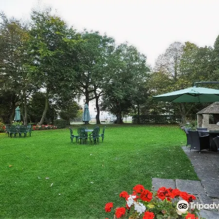 Hyll Hotel