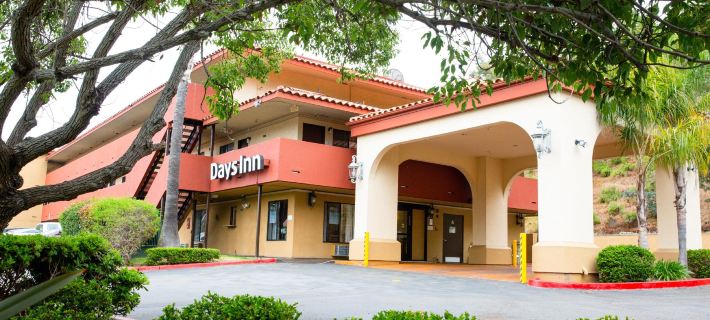 Days Inn by Wyndham Encinitas Moonlight Beach Các khách sạn ở Encinitas