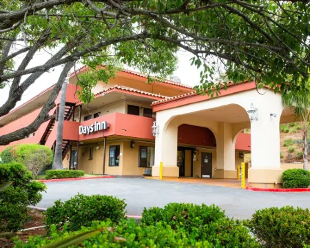 Days Inn by Wyndham Encinitas Moonlight Beach Hoteles en Encinitas