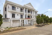 Villa Puncak Tidar Hotels in Wonosari