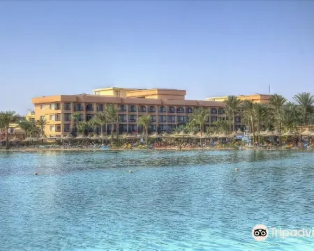 ギフトゥンアジュールリゾート - 全室オールインクルーシブ フルガダのホテル