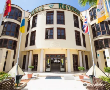 Klayman Olivina Aparthotel Hoteles cerca de Playa de los Cristianos