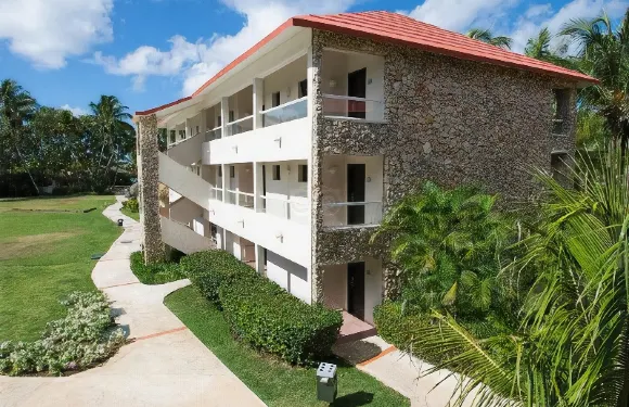 韋瓦多米尼庫斯海灘全包度假村，温德姆Trademark精選