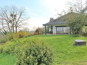 Cozy Holiday Home in Somme-leuze With Sauna
