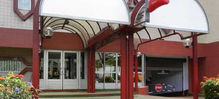 Ibis Douala Các khách sạn ở Douala