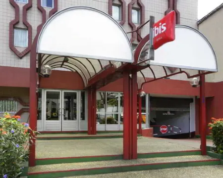 Ibis Douala Hotels in Douala