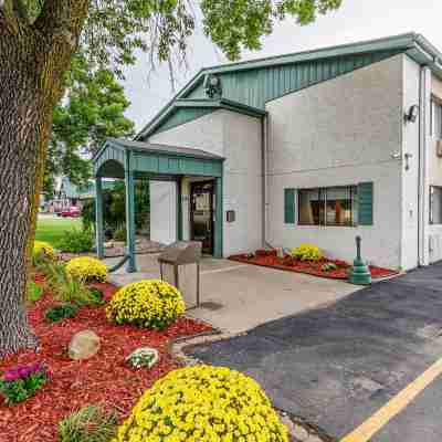 Motel 6 Appleton Hotel Exterior