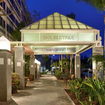 DoubleTree by Hilton LAX - El Segundo