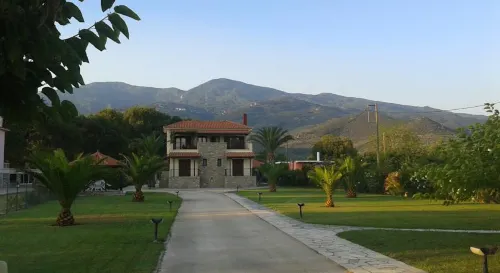 Villa Kallimanis - Homestays