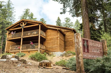 John Muir Lodge, Grant Grove Cabins - Kings Canyon Natl Park