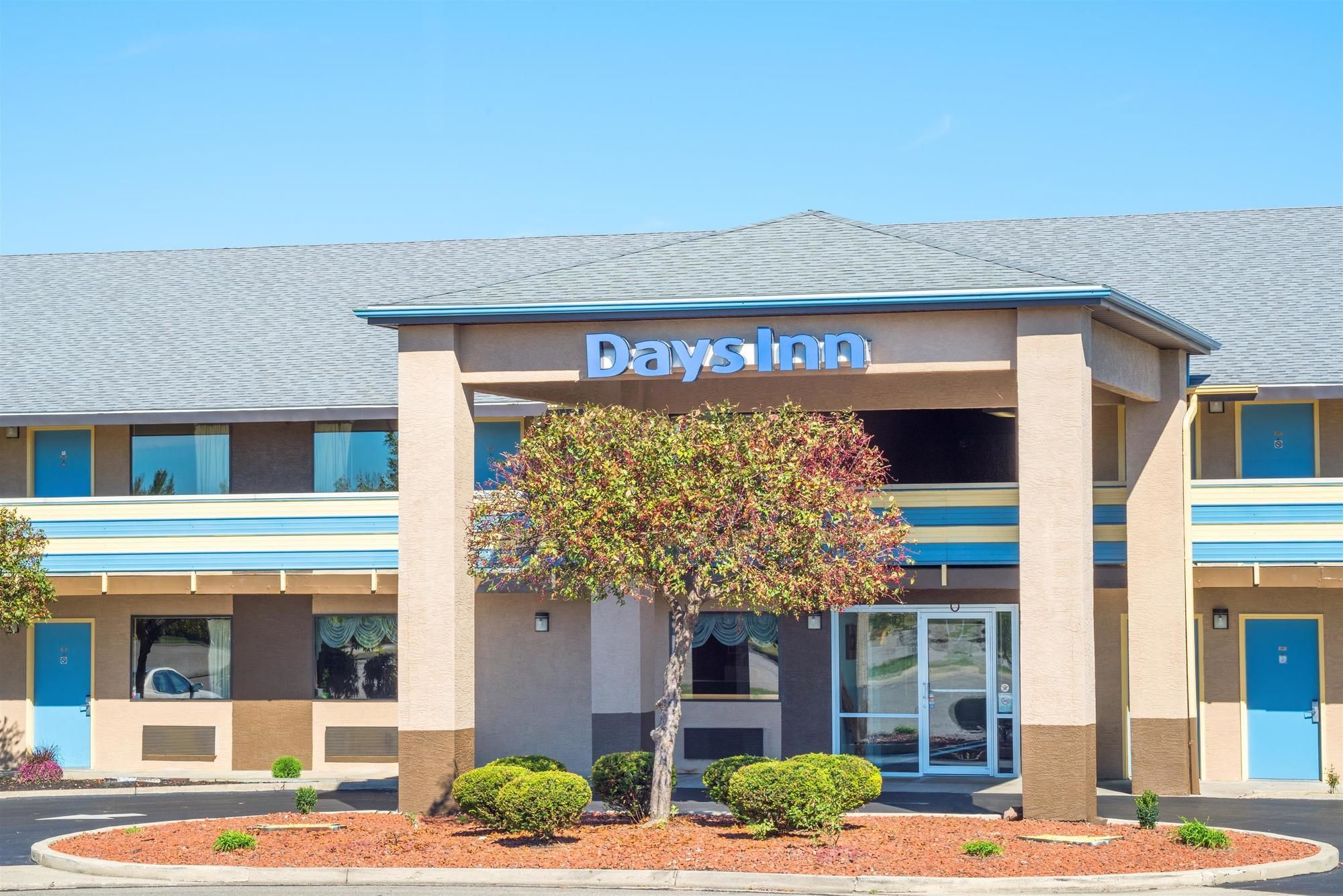 Days Inn by Wyndham Dayton Huber Heights Northeast