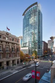 Auberge Vancouver Hotel