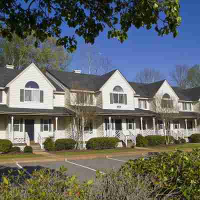 Hilton Vacation Club the Historic Powhatan Williamsburg Hotel Exterior