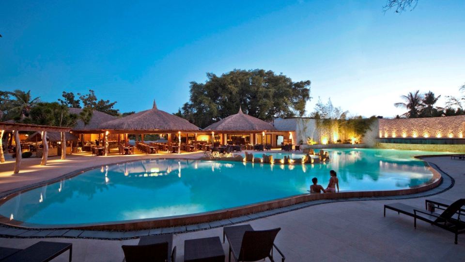 Bluewater Maribago Beach Resort