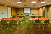 La Quinta Inn & Suites by Wyndham Lakeland West Hotels in Lakeland