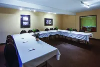 La Quinta Inn by Wyndham Radford Hotels in Radford