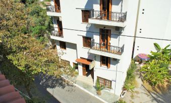 Anthemis Hotel