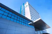Holiday Inn Express Surabaya Centerpoint Отели в г. Sawahan
