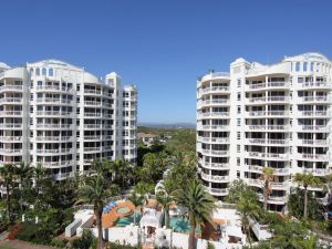 Burleigh Mediterranean Resort