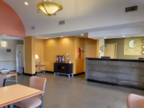 Quality Inn & Suites Malvern Hotels in Malvern
